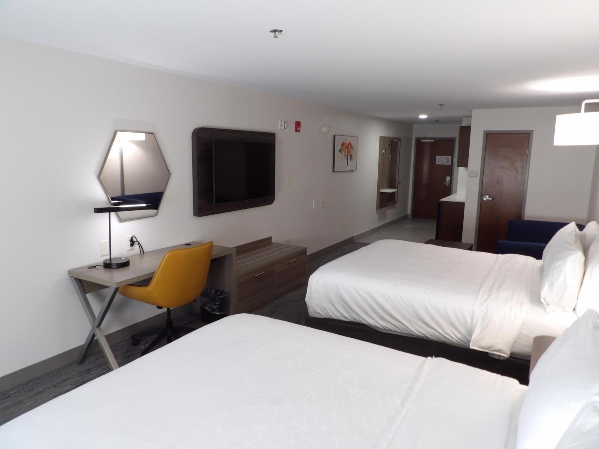 Holiday Inn Express & Suites - Huntsville Airport By Ihg Madison Luaran gambar